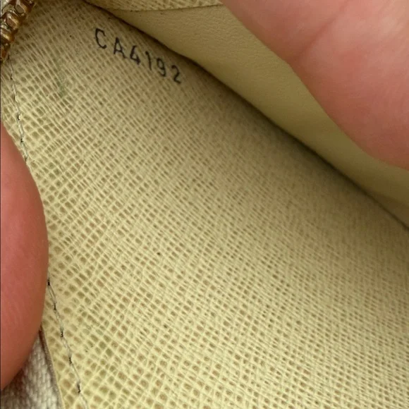 Louis Vuitton Damier Azur Canvas Wallet - Picture 4 of 5